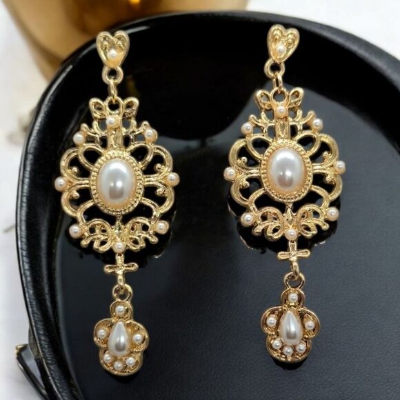 Gold Plated Filagree Pearl Drop Dangle Earrings Stud Post Pierced Ears Fancy NEW - Picture 1 of 6